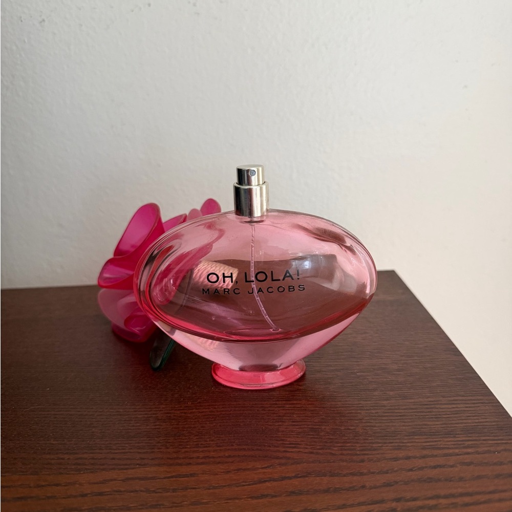 Marc Jacobs Oh, Lola! Pink Floral Bottle - Picture 3 of 4